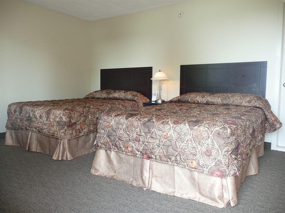 Motel Du Fleuve Brossard Zewnętrze zdjęcie