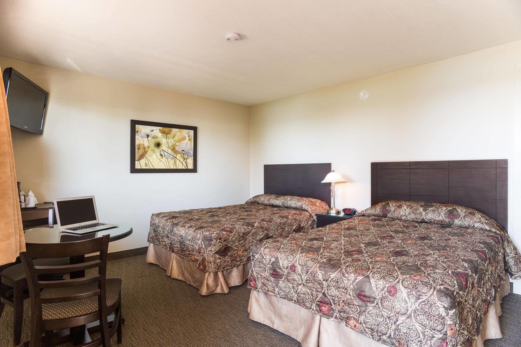 Motel Du Fleuve Brossard Zewnętrze zdjęcie